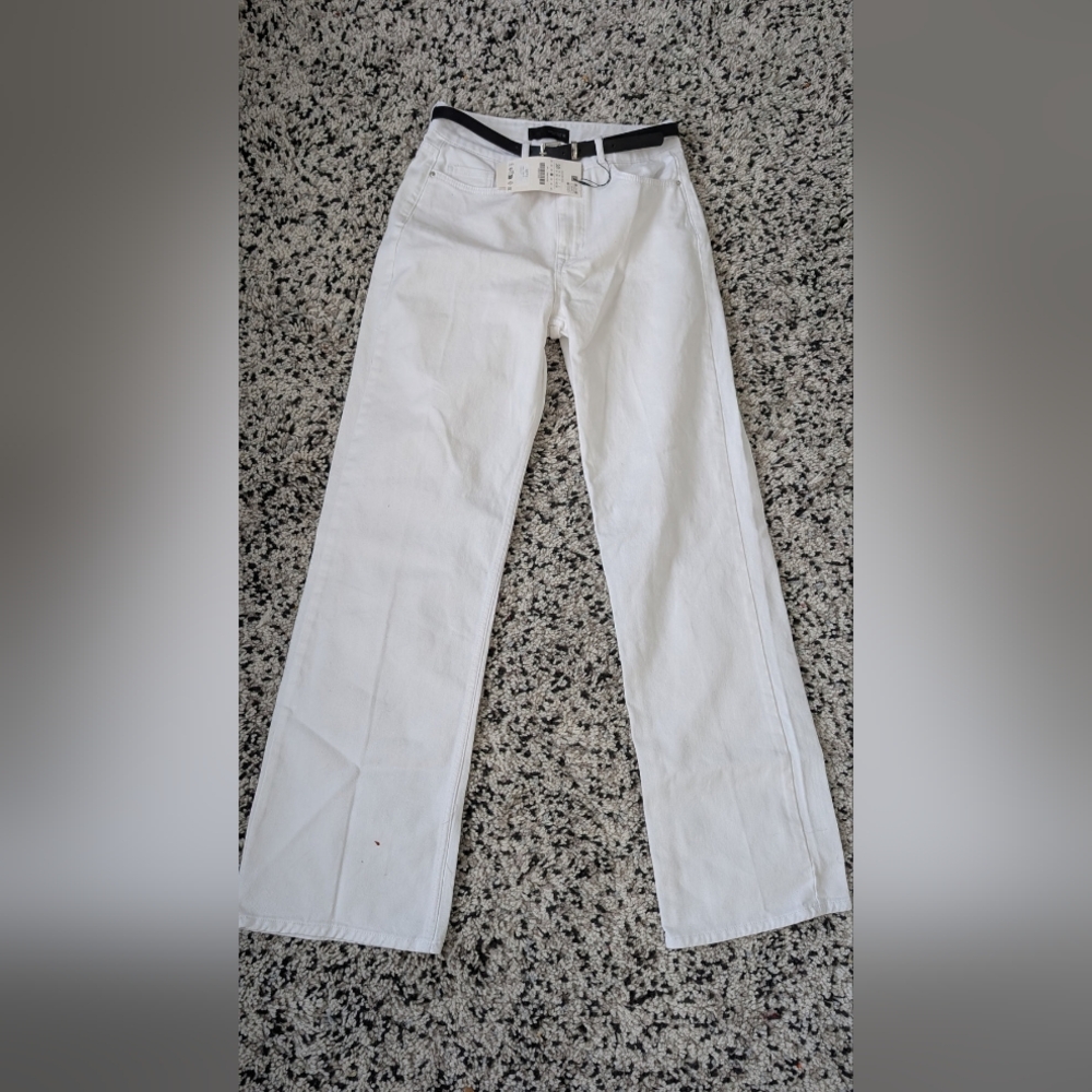 ZARA - High-waisted straight-leg jeans with belt